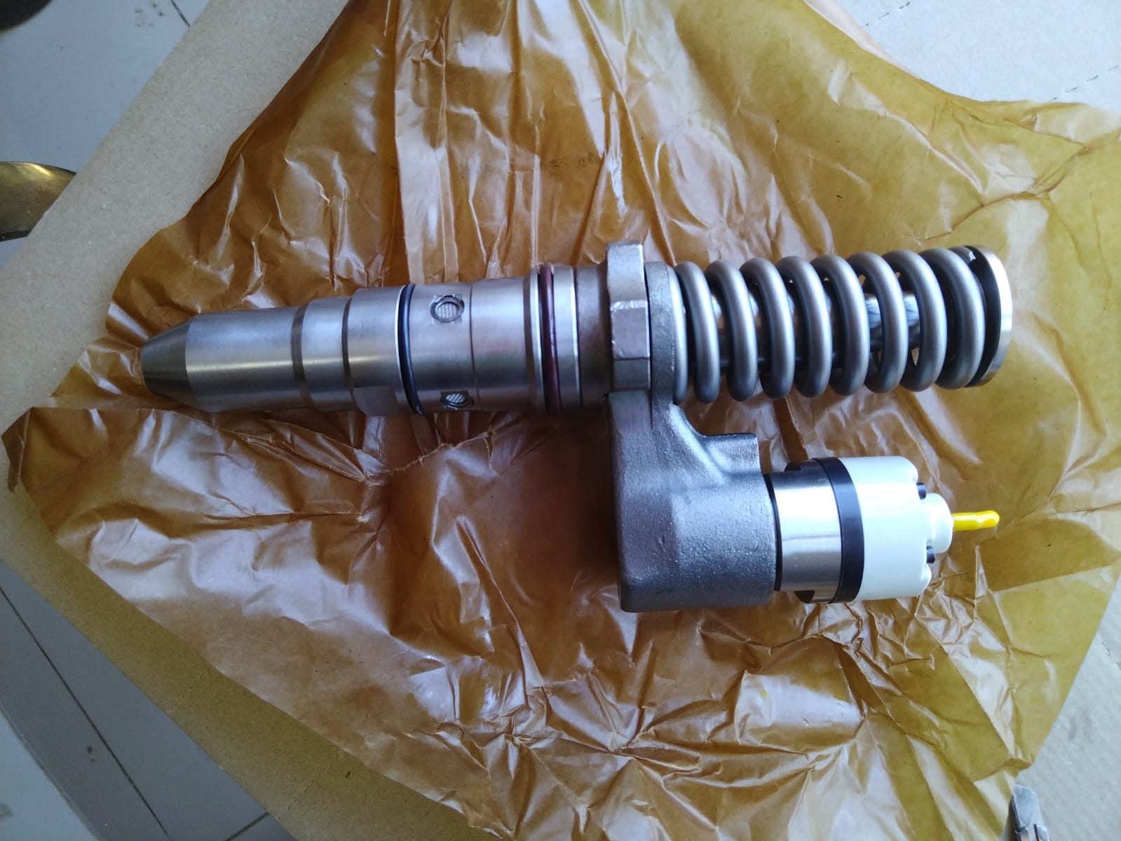 CAT 392-0211 - Image 2